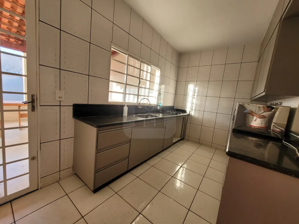 Alugar Casa / Padr&atilde;o em Uberl&acirc;ndia R$ 2.800,00 - Foto 12