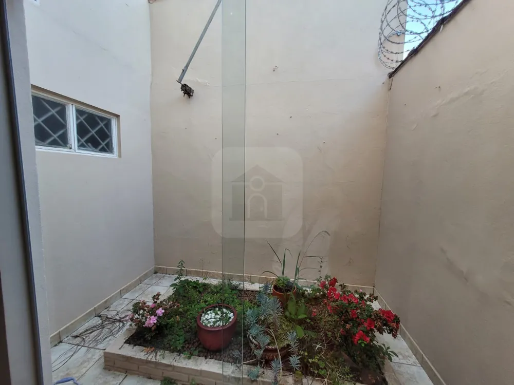 Alugar Casa / Padr&atilde;o em Uberl&acirc;ndia R$ 2.800,00 - Foto 6