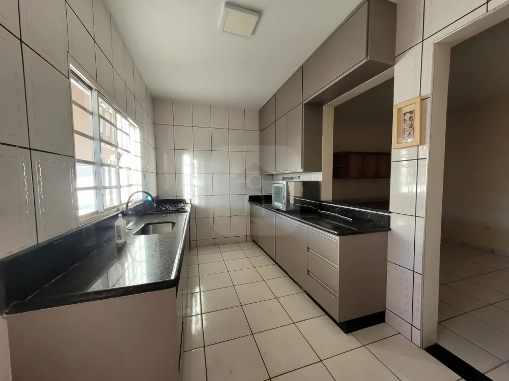 Alugar Casa / Padr&atilde;o em Uberl&acirc;ndia R$ 2.800,00 - Foto 11
