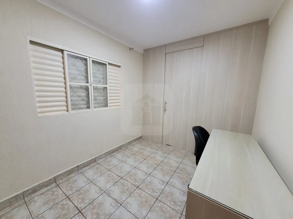 Alugar Casa / Padr&atilde;o em Uberl&acirc;ndia R$ 2.800,00 - Foto 20