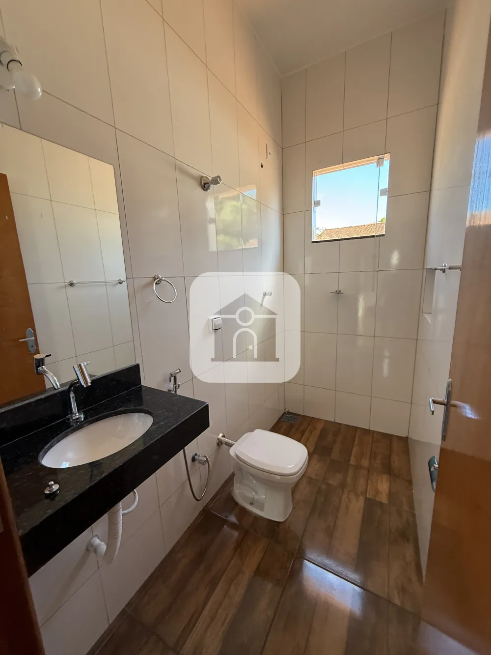 Alugar Rural / Ch&aacute;cara em Uberl&acirc;ndia R$ 3.500,00 - Foto 2