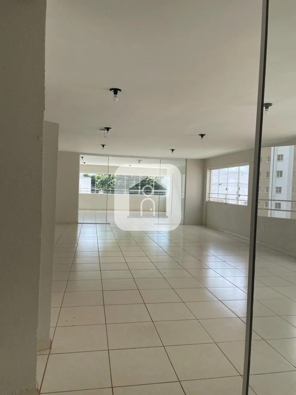 Comprar Apartamento / Padr&atilde;o em Uberl&acirc;ndia R$ 200.000,00 - Foto 4