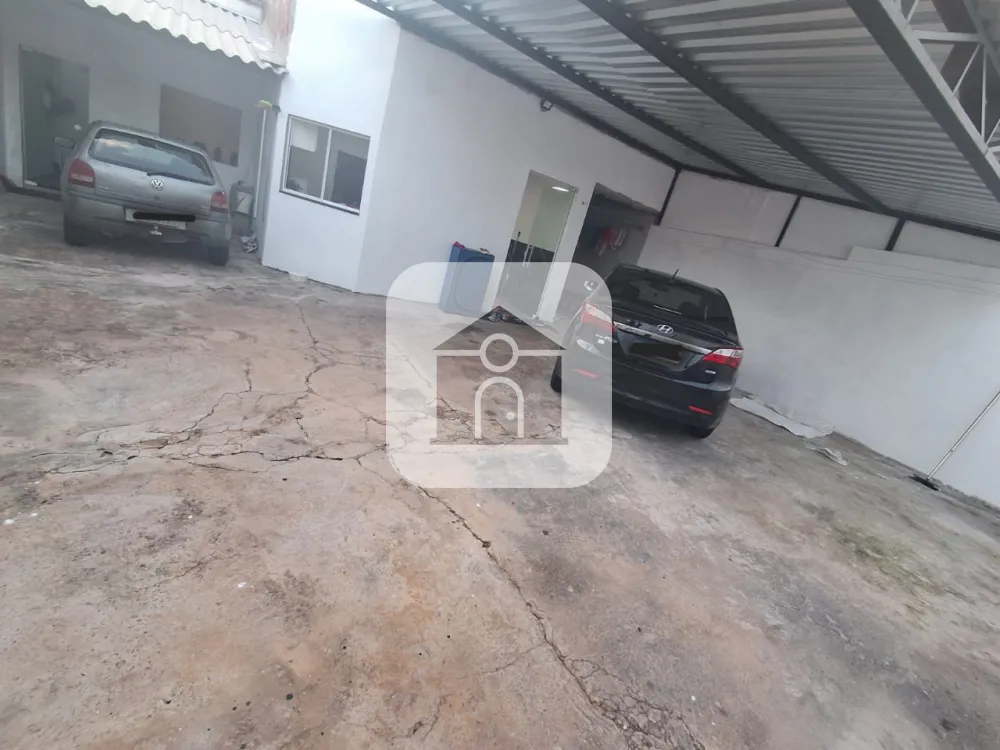 Comprar Casa / Padr&atilde;o em Uberl&acirc;ndia R$ 690.000,00 - Foto 1