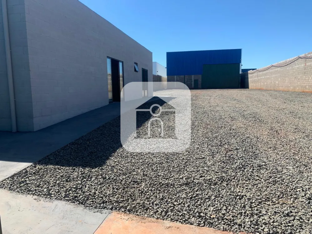 Alugar Comercial / Galp&atilde;o em Uberl&acirc;ndia R$ 22.000,00 - Foto 1