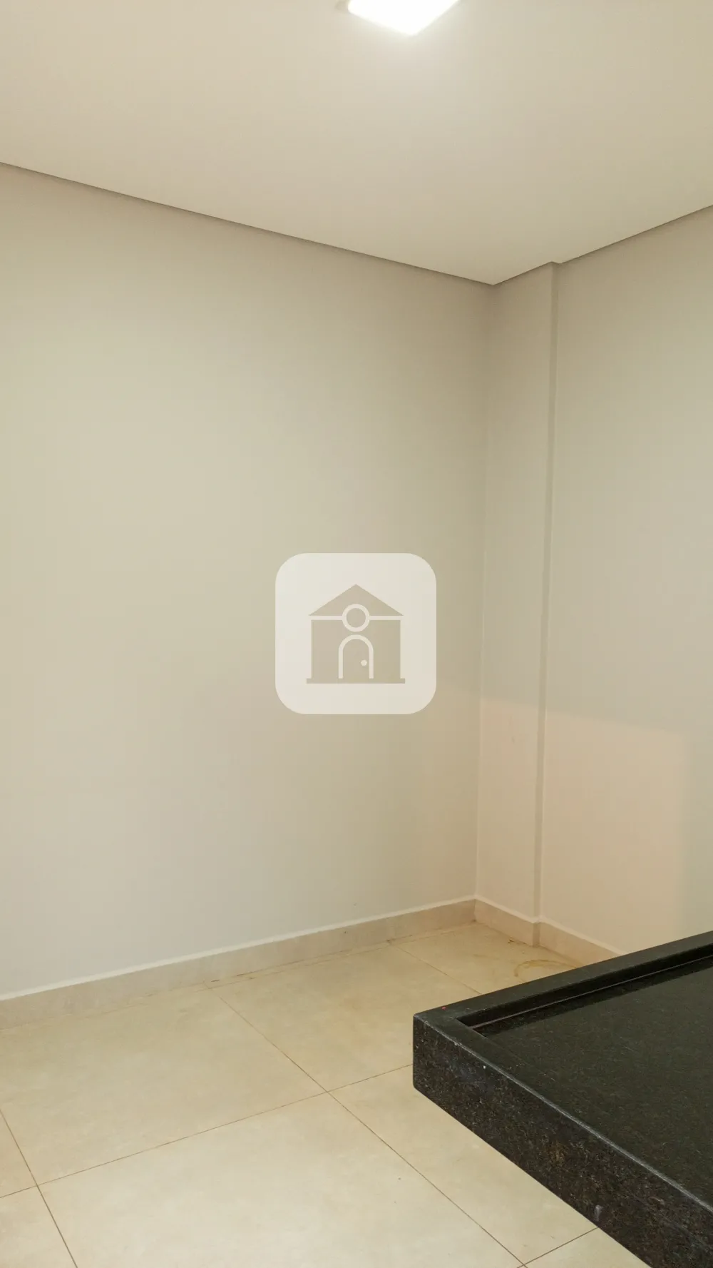 Alugar Casa / Padr&atilde;o em Uberl&acirc;ndia R$ 4.500,00 - Foto 2