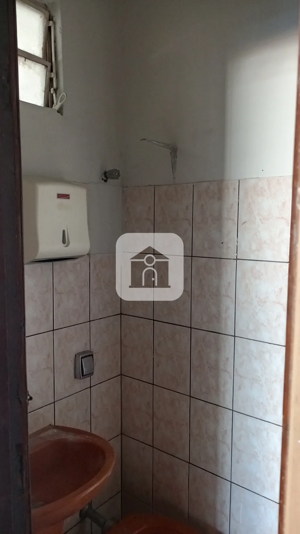 Alugar Comercial / Loja em Uberl&acirc;ndia R$ 2.500,00 - Foto 3