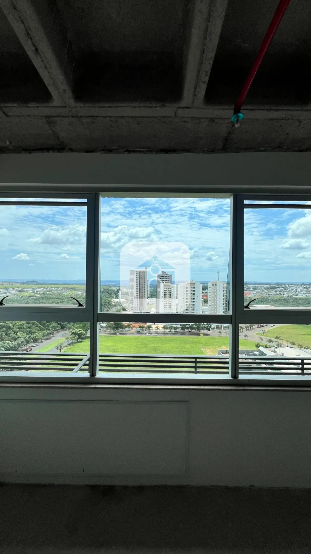 Alugar Comercial / Sala Comercial Condom&iacute;nio em Uberl&acirc;ndia R$ 2.295,00 - Foto 3