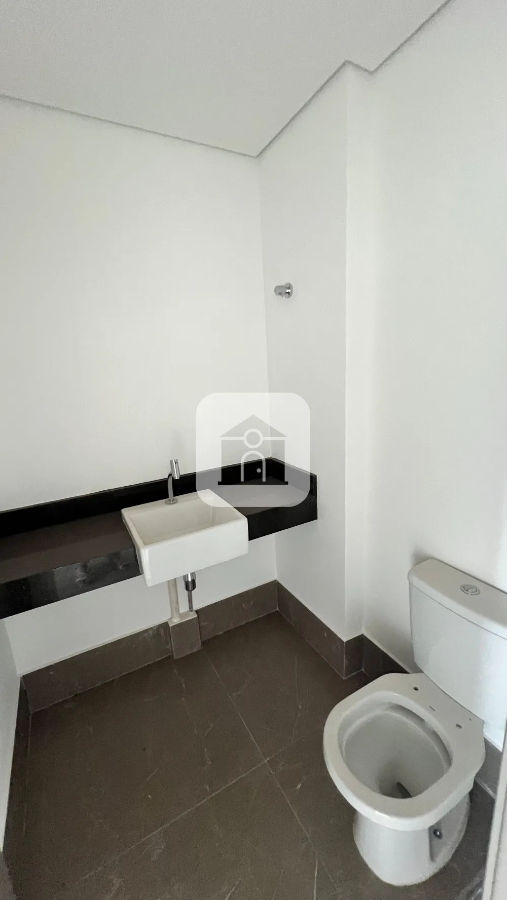 Alugar Comercial / Sala Comercial Condom&iacute;nio em Uberl&acirc;ndia R$ 2.295,00 - Foto 5