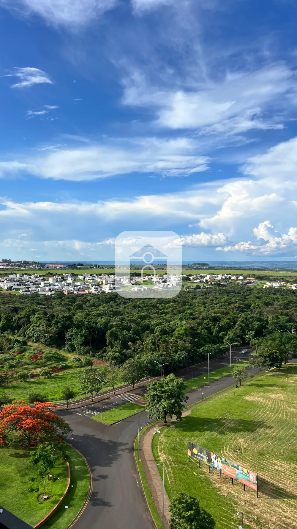 Alugar Comercial / Sala Comercial Condom&iacute;nio em Uberl&acirc;ndia R$ 2.295,00 - Foto 10