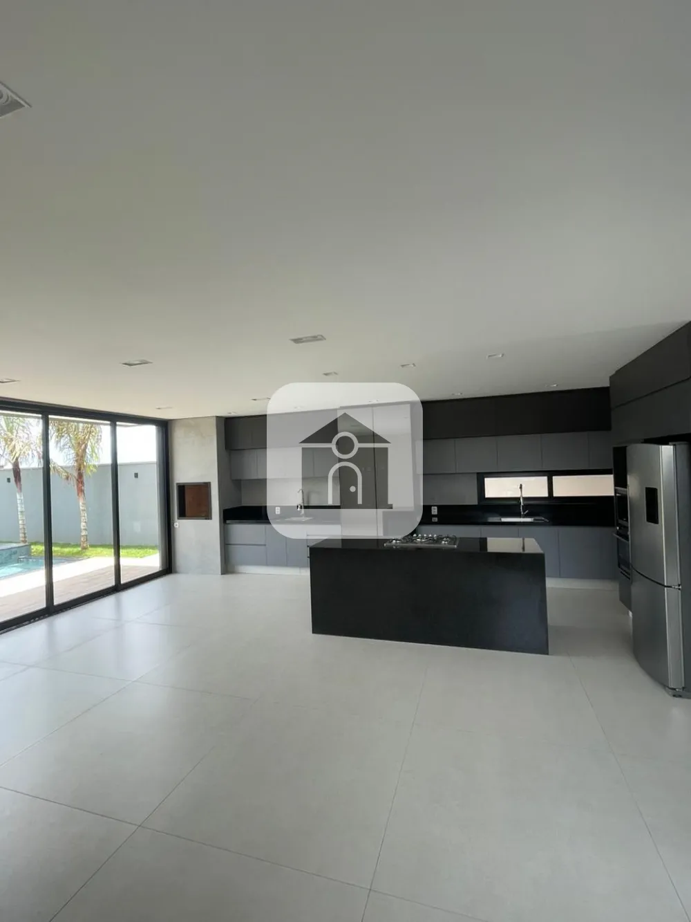 Alugar Casa / Condom&iacute;nio ou Loteamento Fechado em Uberl&acirc;ndia R$ 23.000,00 - Foto 1