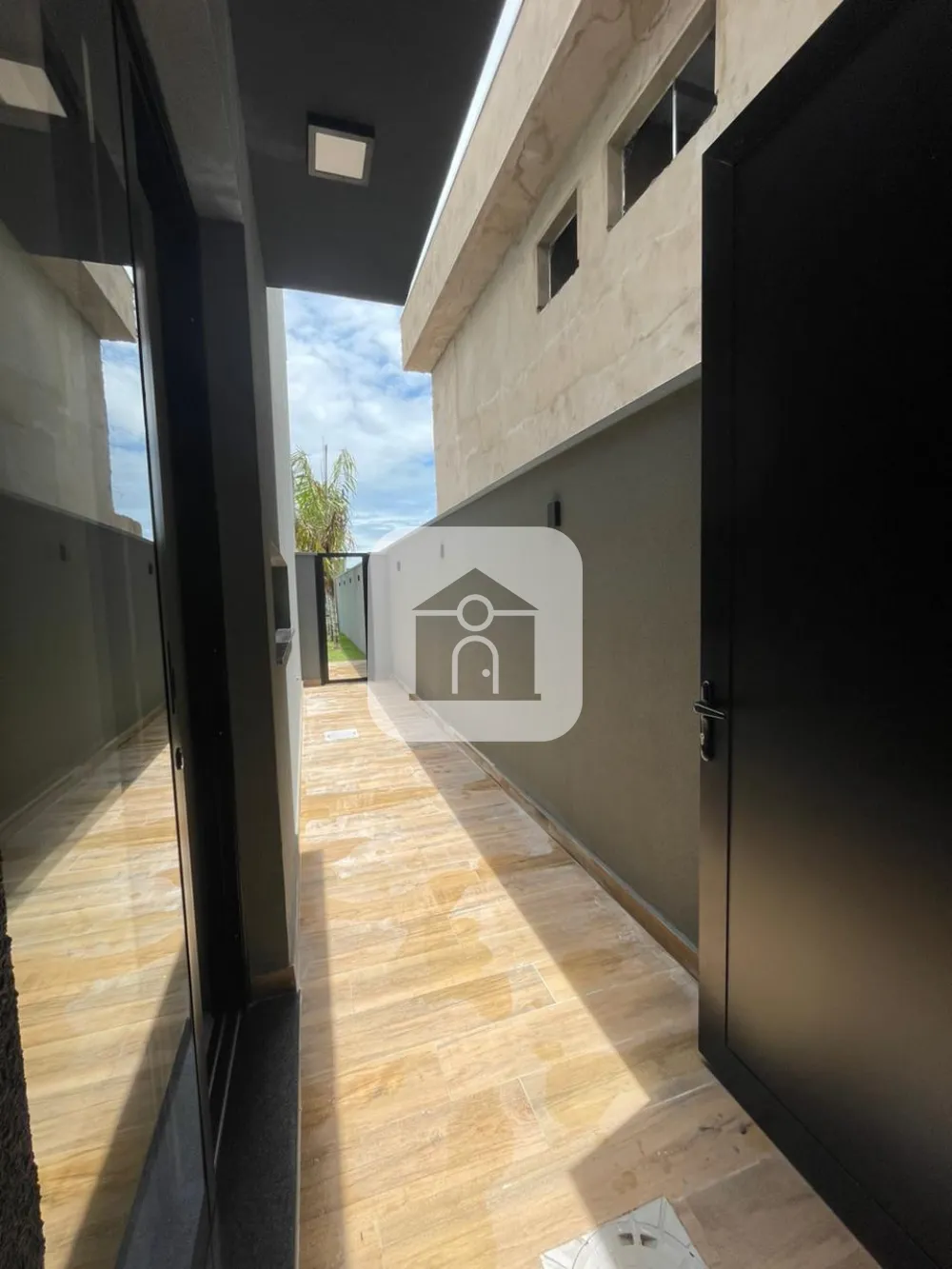 Alugar Casa / Condom&iacute;nio ou Loteamento Fechado em Uberl&acirc;ndia R$ 23.000,00 - Foto 4