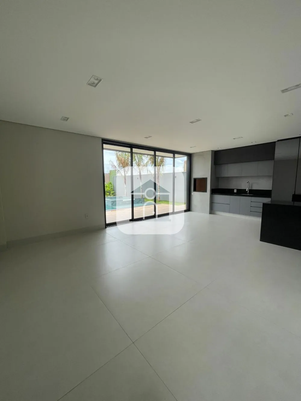 Alugar Casa / Condom&iacute;nio ou Loteamento Fechado em Uberl&acirc;ndia R$ 23.000,00 - Foto 9