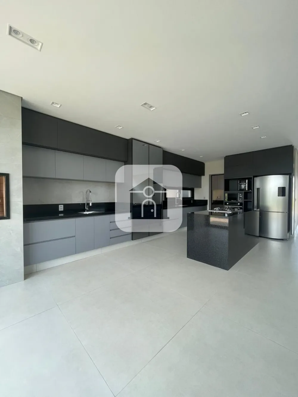 Alugar Casa / Condom&iacute;nio ou Loteamento Fechado em Uberl&acirc;ndia R$ 23.000,00 - Foto 10