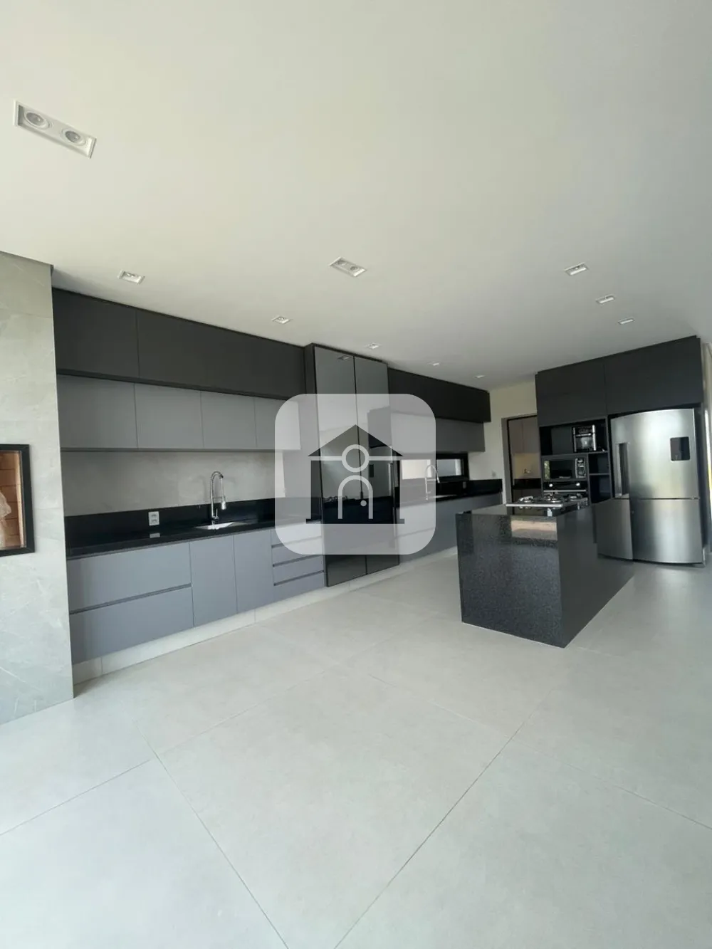 Alugar Casa / Condom&iacute;nio ou Loteamento Fechado em Uberl&acirc;ndia R$ 23.000,00 - Foto 11