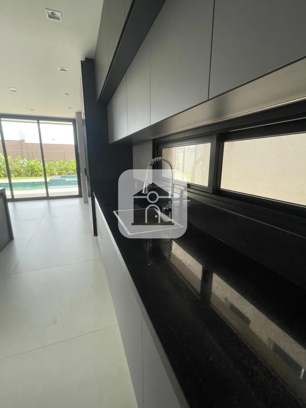 Alugar Casa / Condom&iacute;nio ou Loteamento Fechado em Uberl&acirc;ndia R$ 23.000,00 - Foto 15