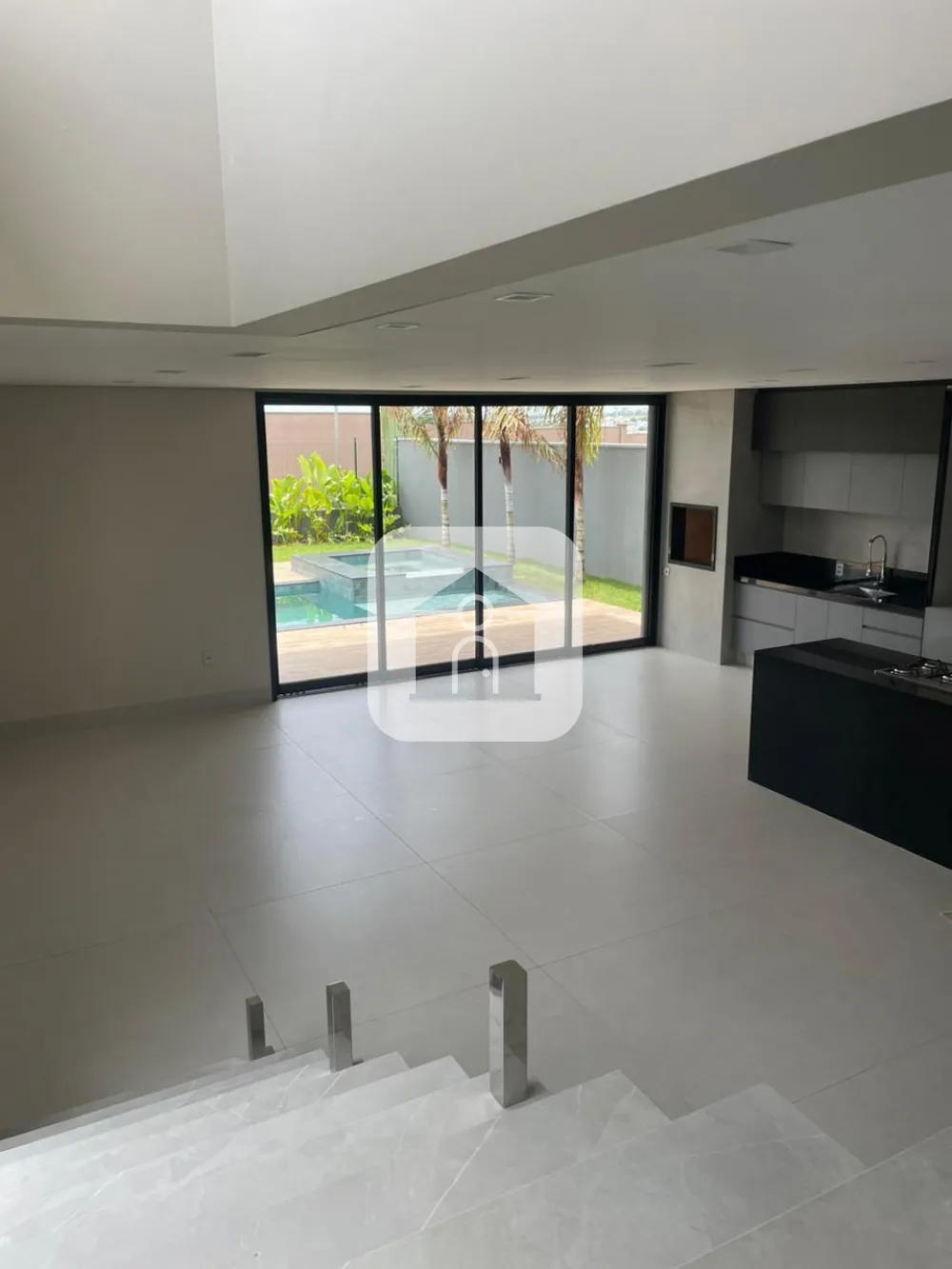 Alugar Casa / Condom&iacute;nio ou Loteamento Fechado em Uberl&acirc;ndia R$ 23.000,00 - Foto 17