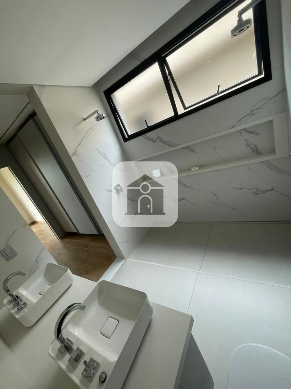 Alugar Casa / Condom&iacute;nio ou Loteamento Fechado em Uberl&acirc;ndia R$ 23.000,00 - Foto 24