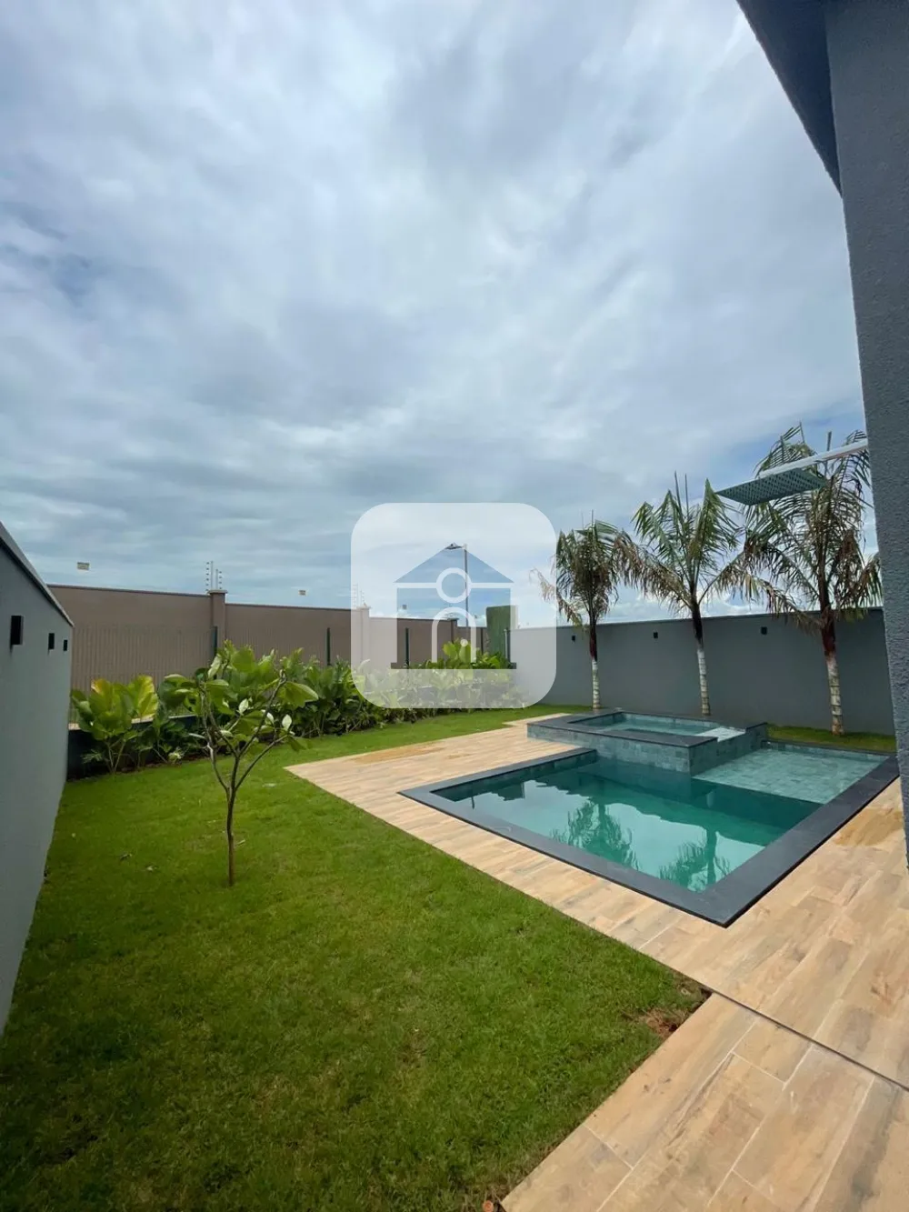 Alugar Casa / Condom&iacute;nio ou Loteamento Fechado em Uberl&acirc;ndia R$ 23.000,00 - Foto 43