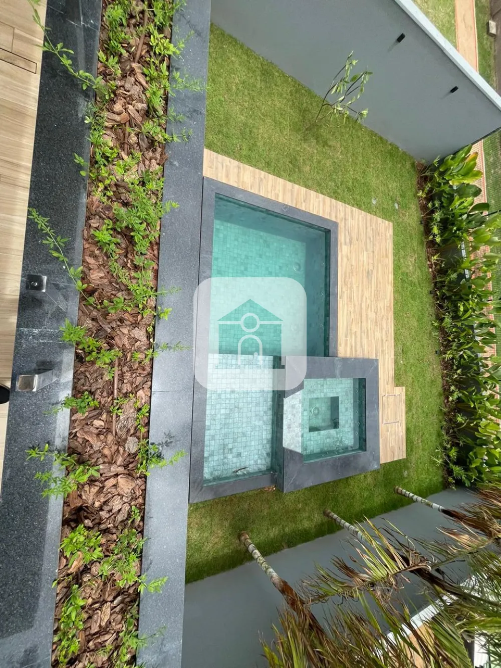 Alugar Casa / Condom&iacute;nio ou Loteamento Fechado em Uberl&acirc;ndia R$ 23.000,00 - Foto 46