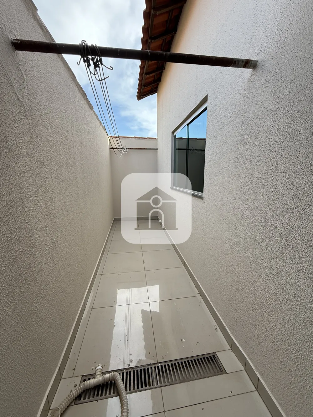 Alugar Casa / Padr&atilde;o em Uberl&acirc;ndia R$ 1.350,00 - Foto 9