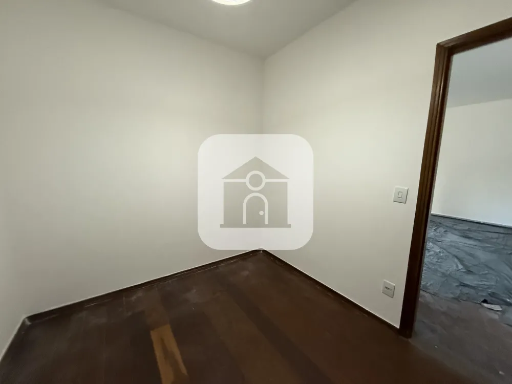 Alugar Casa / Padr&atilde;o em Uberl&acirc;ndia R$ 8.500,00 - Foto 2