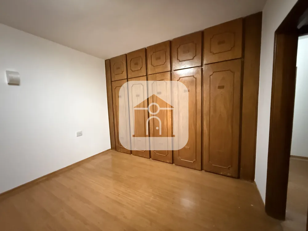 Alugar Casa / Padr&atilde;o em Uberl&acirc;ndia R$ 8.500,00 - Foto 8