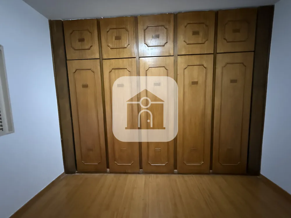 Alugar Casa / Padr&atilde;o em Uberl&acirc;ndia R$ 8.500,00 - Foto 11