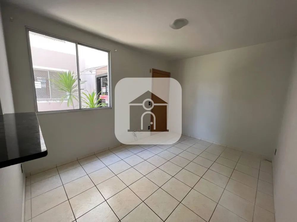 Comprar Apartamento / Padr&atilde;o em Uberl&acirc;ndia R$ 140.000,00 - Foto 1