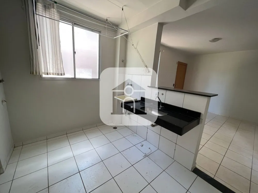Comprar Apartamento / Padr&atilde;o em Uberl&acirc;ndia R$ 140.000,00 - Foto 6