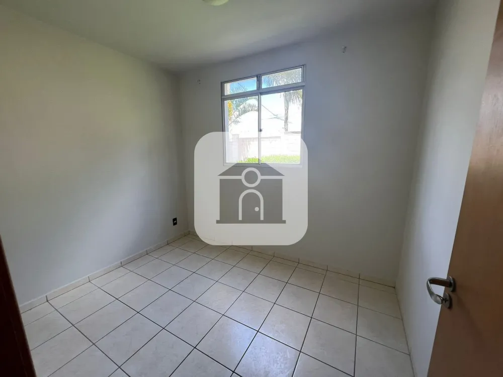 Comprar Apartamento / Padr&atilde;o em Uberl&acirc;ndia R$ 140.000,00 - Foto 4