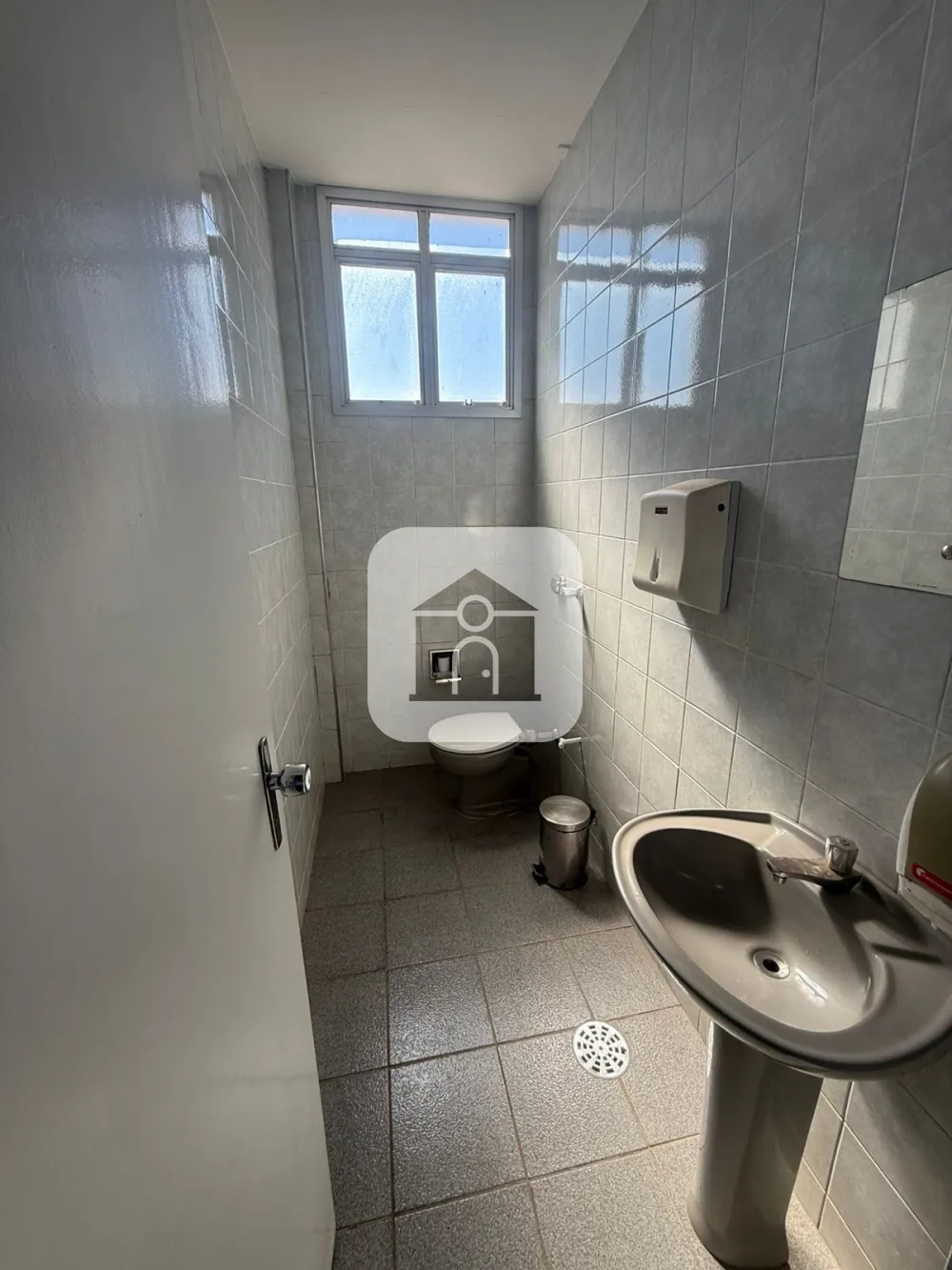 Alugar Comercial / Pr&eacute;dio em Araguari R$ 11.800,00 - Foto 9