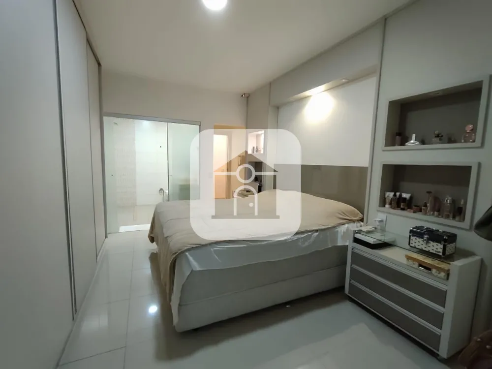 Alugar Casa / Padr&atilde;o em Uberl&acirc;ndia R$ 5.000,00 - Foto 8