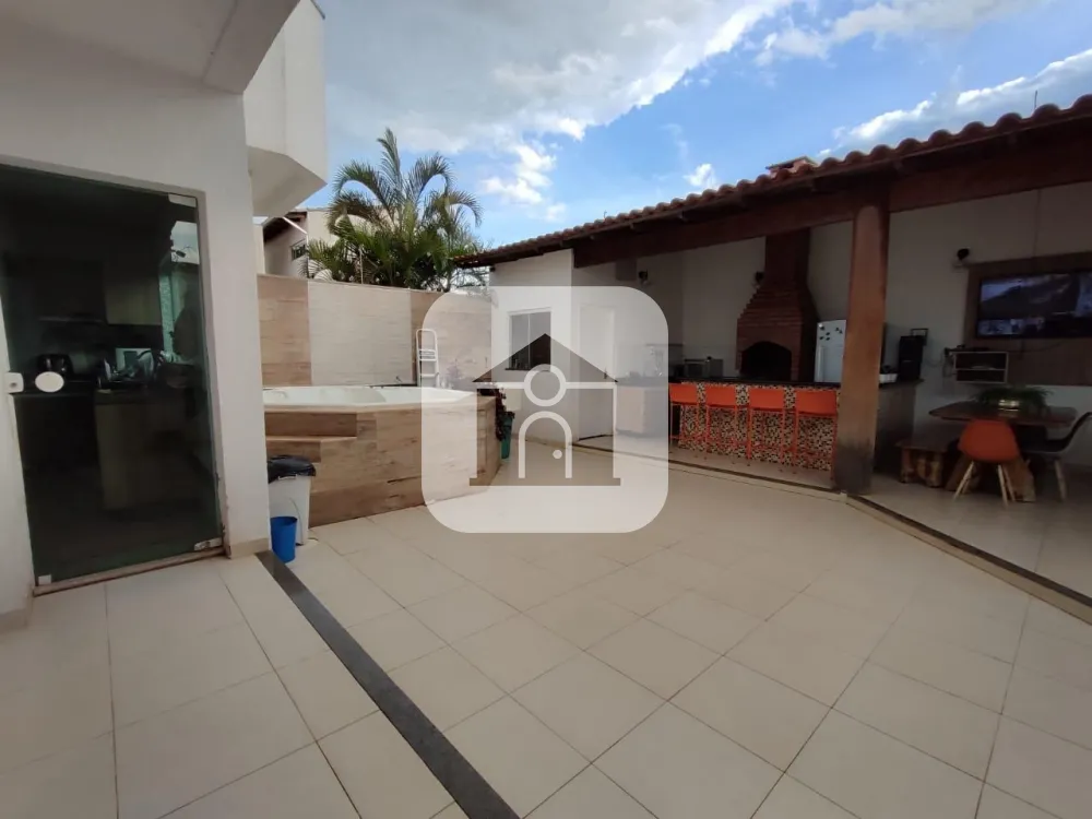 Alugar Casa / Padr&atilde;o em Uberl&acirc;ndia R$ 5.000,00 - Foto 22