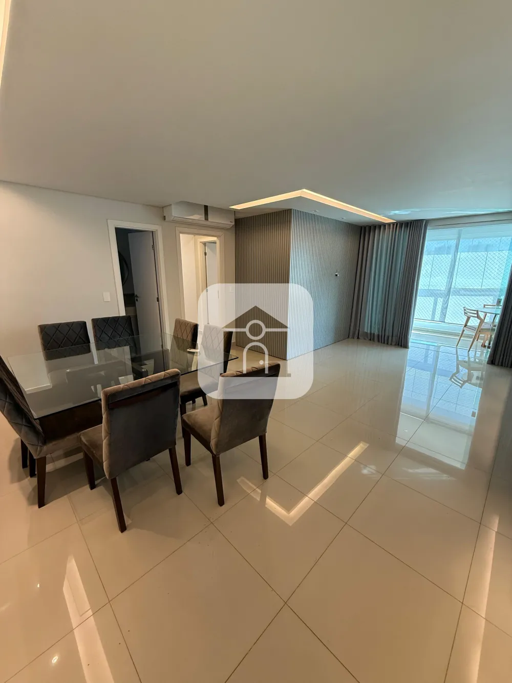 Comprar Apartamento / Padr&atilde;o em Uberl&acirc;ndia R$ 900.000,00 - Foto 2