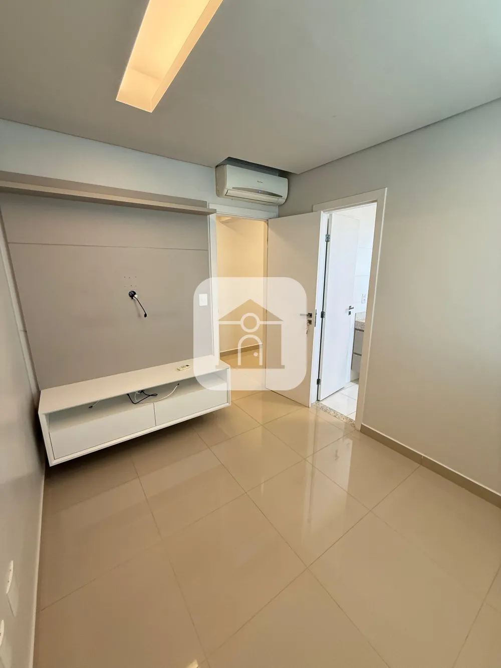 Comprar Apartamento / Padr&atilde;o em Uberl&acirc;ndia R$ 900.000,00 - Foto 4