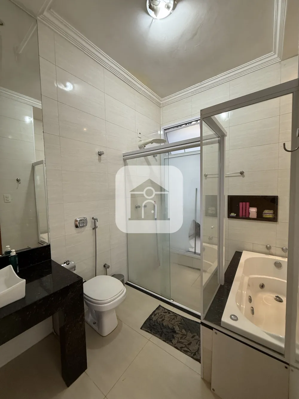 Alugar Casa / Condom&iacute;nio ou Loteamento Fechado em Uberl&acirc;ndia R$ 6.500,00 - Foto 7