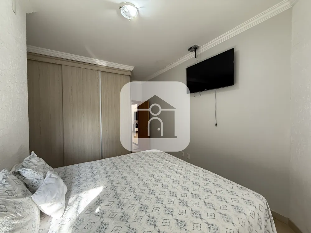 Alugar Casa / Condom&iacute;nio ou Loteamento Fechado em Uberl&acirc;ndia R$ 6.500,00 - Foto 2