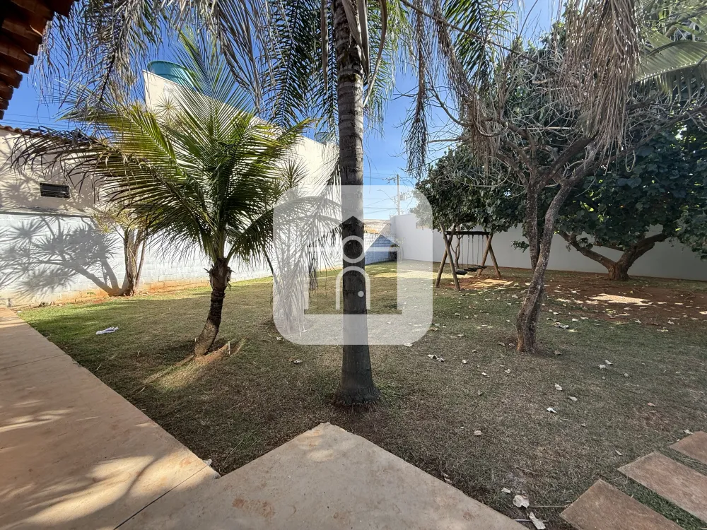 Alugar Casa / Condom&iacute;nio ou Loteamento Fechado em Uberl&acirc;ndia R$ 6.500,00 - Foto 26