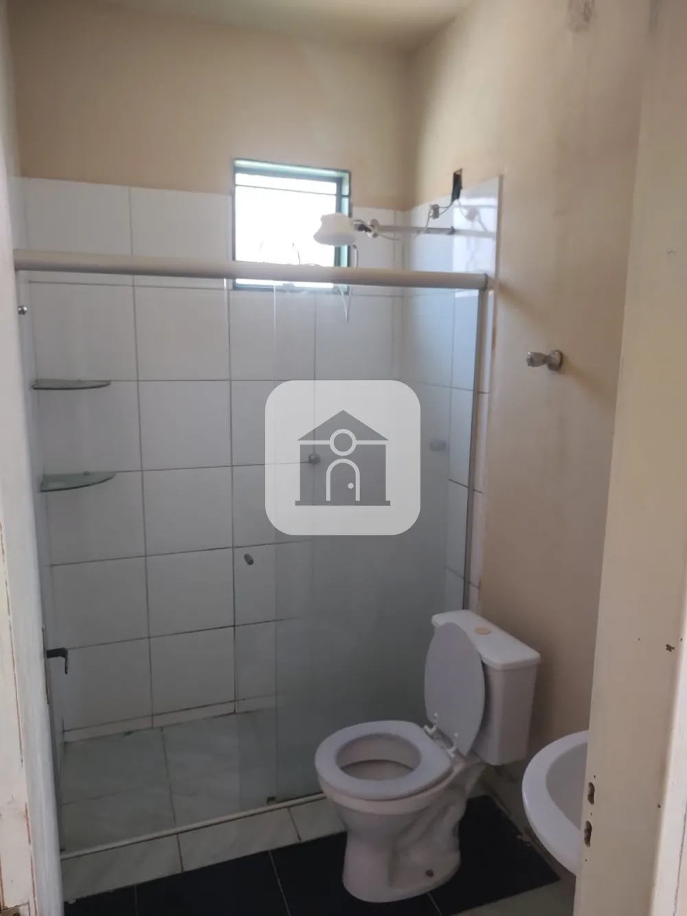 Alugar Casa / Padr&atilde;o em Uberl&acirc;ndia R$ 1.150,00 - Foto 5