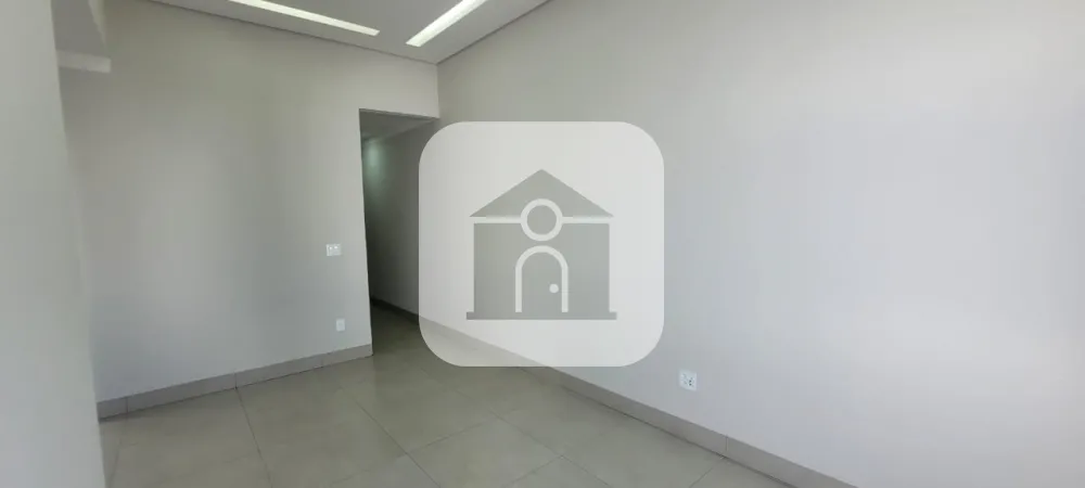 Comprar Casa / Geminada em Uberl&acirc;ndia R$ 400.000,00 - Foto 3