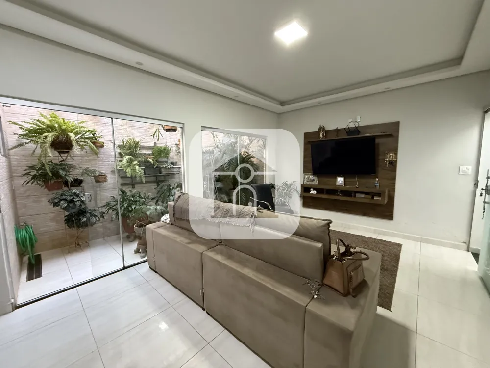 Alugar Casa / Padr&atilde;o em Uberl&acirc;ndia R$ 3.200,00 - Foto 9