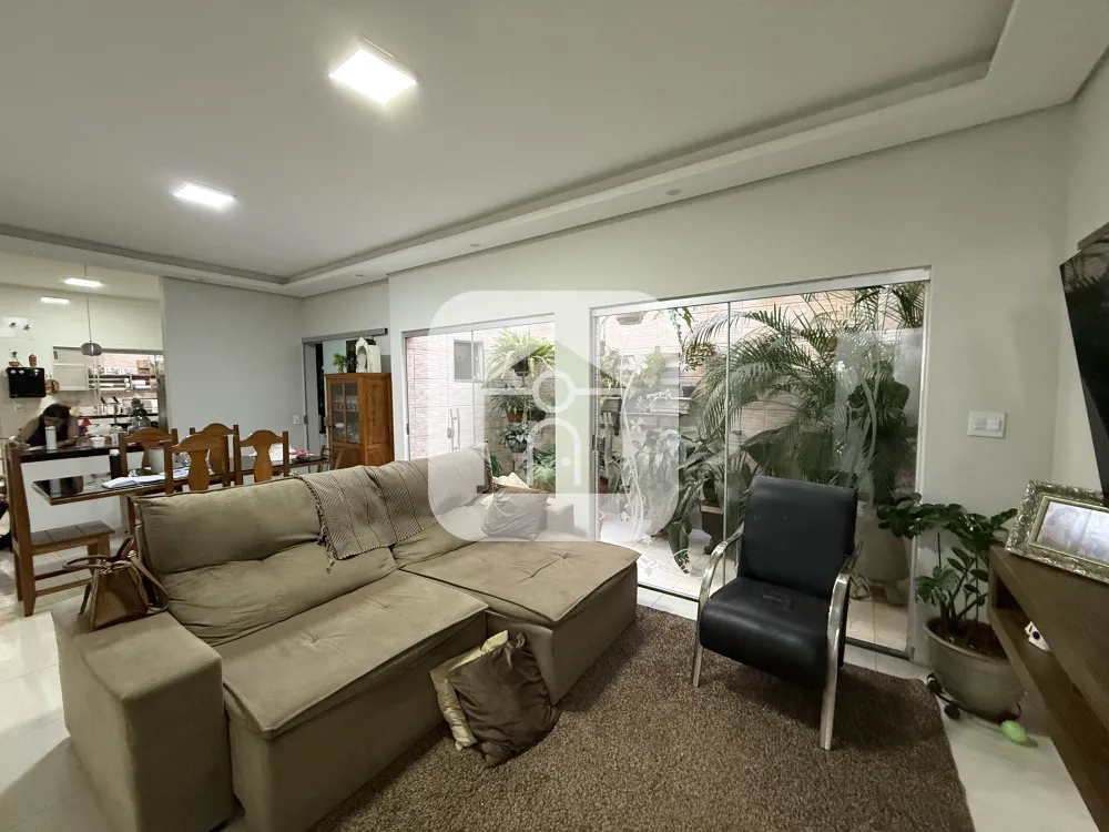 Alugar Casa / Padr&atilde;o em Uberl&acirc;ndia R$ 3.200,00 - Foto 14