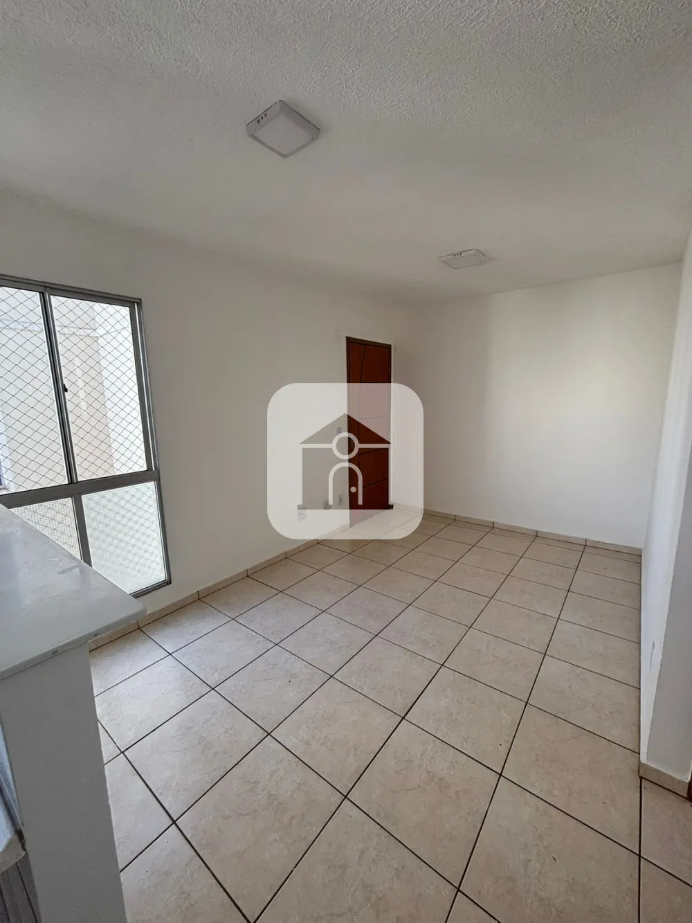 Comprar Apartamento / Padr&atilde;o em Uberl&acirc;ndia R$ 145.000,00 - Foto 2