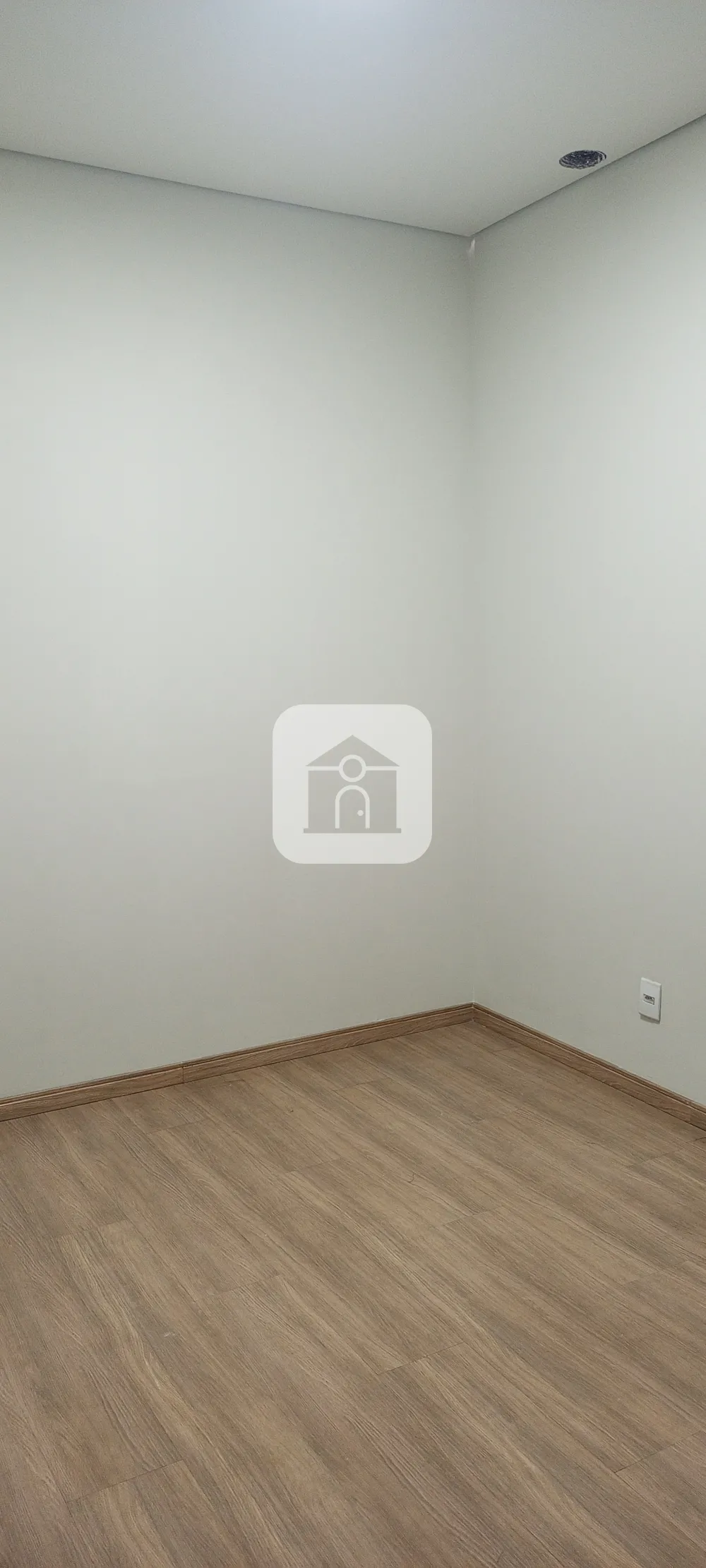 Alugar Comercial / Galp&atilde;o em Uberl&acirc;ndia R$ 8.000,00 - Foto 5