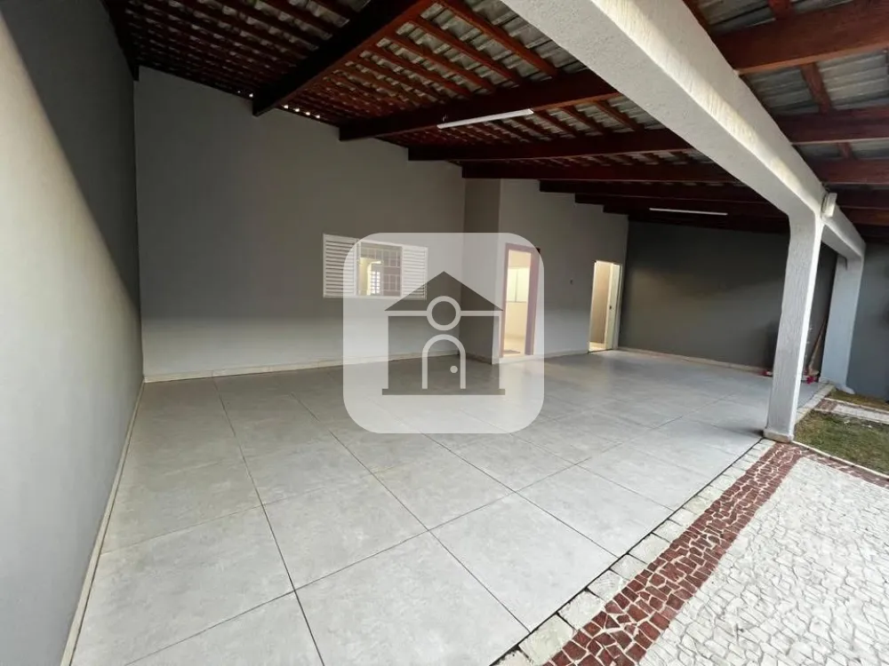 Comprar Casa / Padr&atilde;o em Uberl&acirc;ndia R$ 820.000,00 - Foto 2