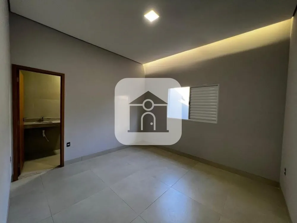 Comprar Casa / Padr&atilde;o em Uberl&acirc;ndia R$ 820.000,00 - Foto 7