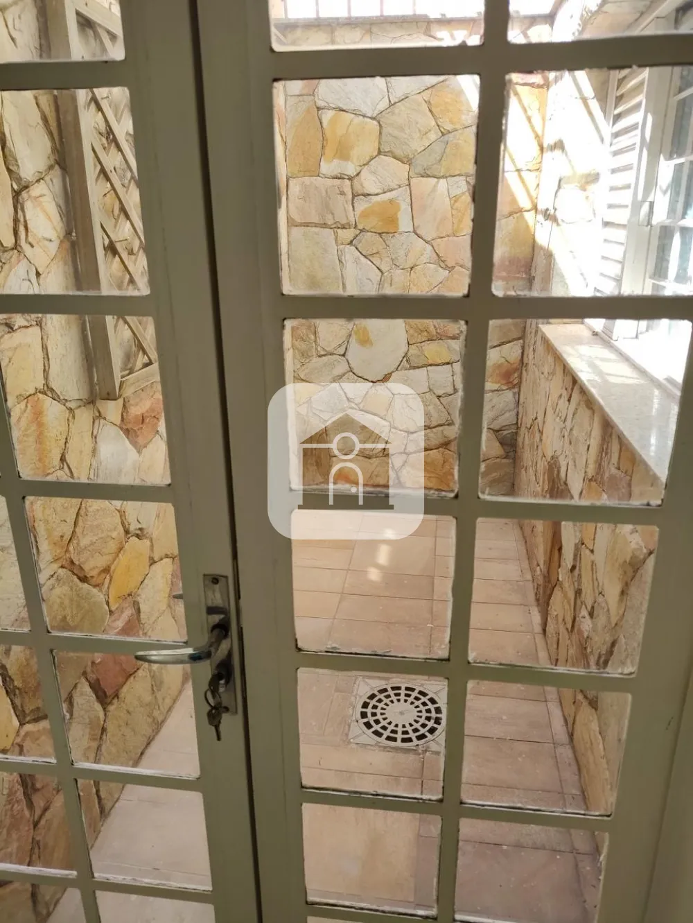 Alugar Casa / Padr&atilde;o em Uberl&acirc;ndia R$ 4.000,00 - Foto 28