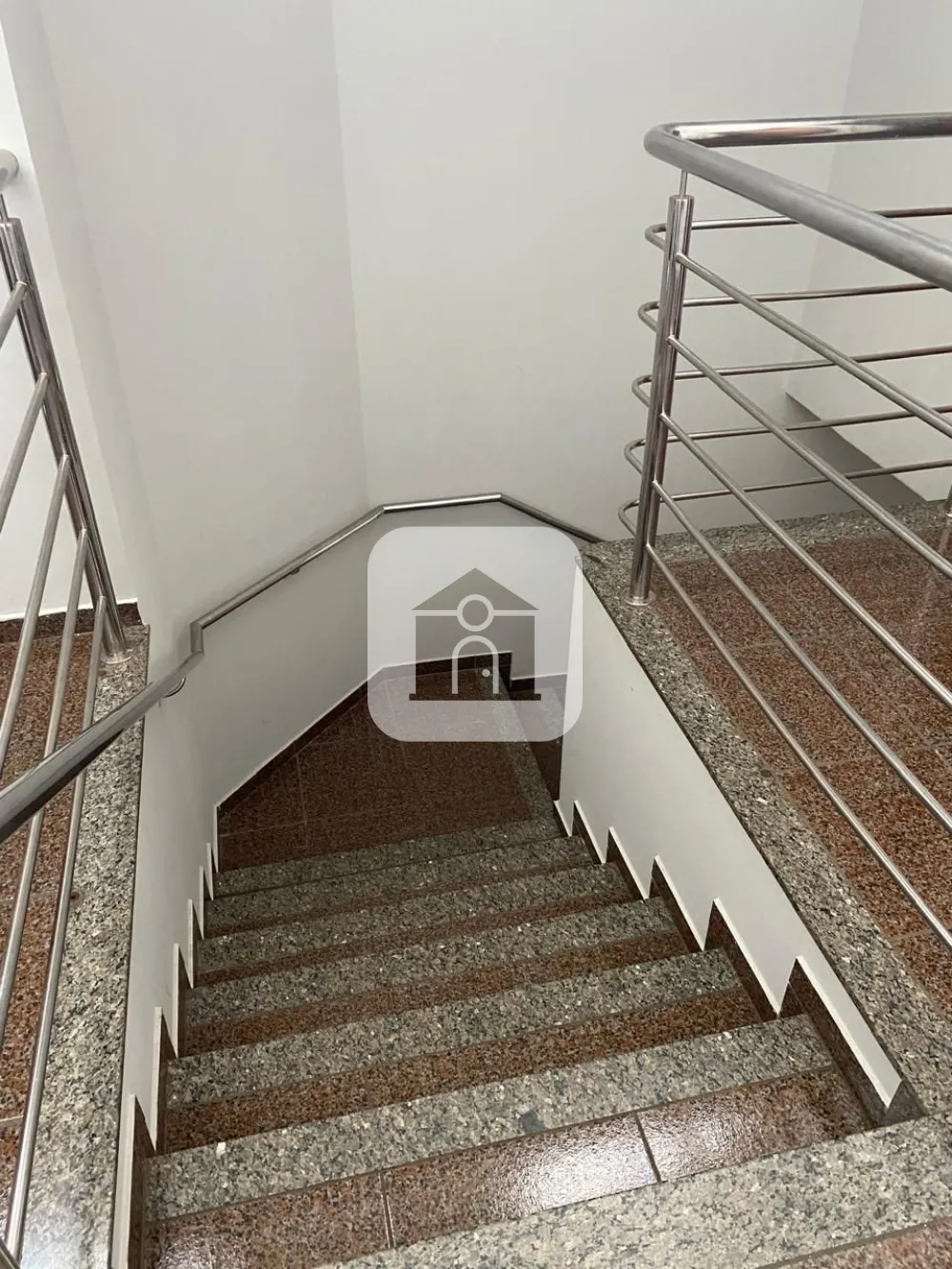 Alugar Apartamento / Sobrado em Uberl&acirc;ndia R$ 2.700,00 - Foto 9