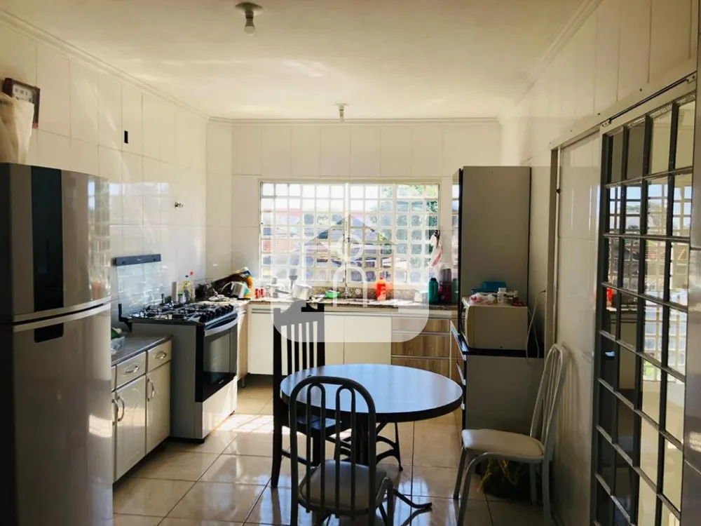 Alugar Casa / Sobrado em Uberl&acirc;ndia R$ 3.500,00 - Foto 4