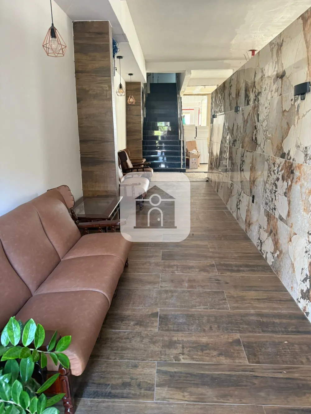 Alugar Apartamento / Quitinete em Araguari R$ 1.270,00 - Foto 1